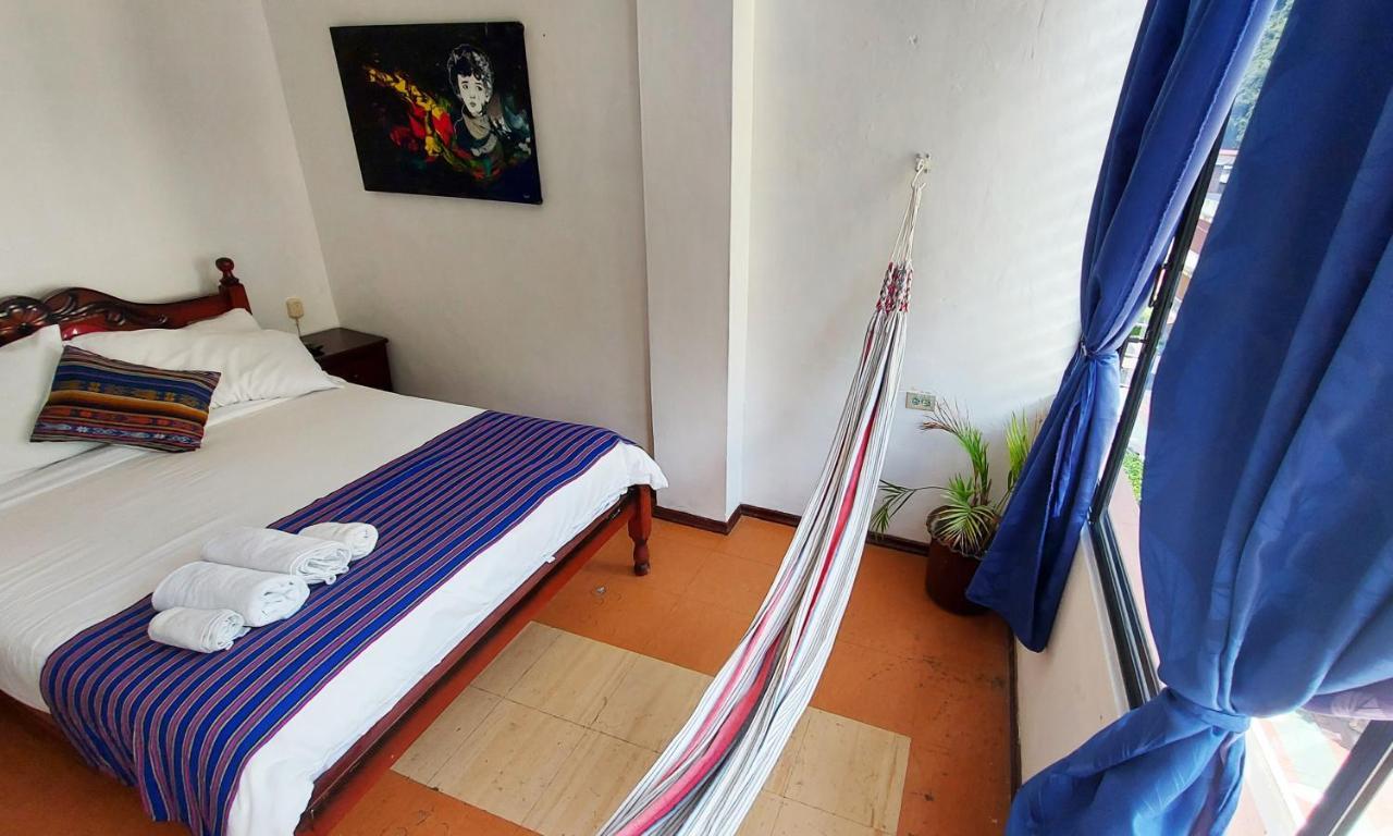 Erupcion Art Hotel & Hostel Banos  Luaran gambar